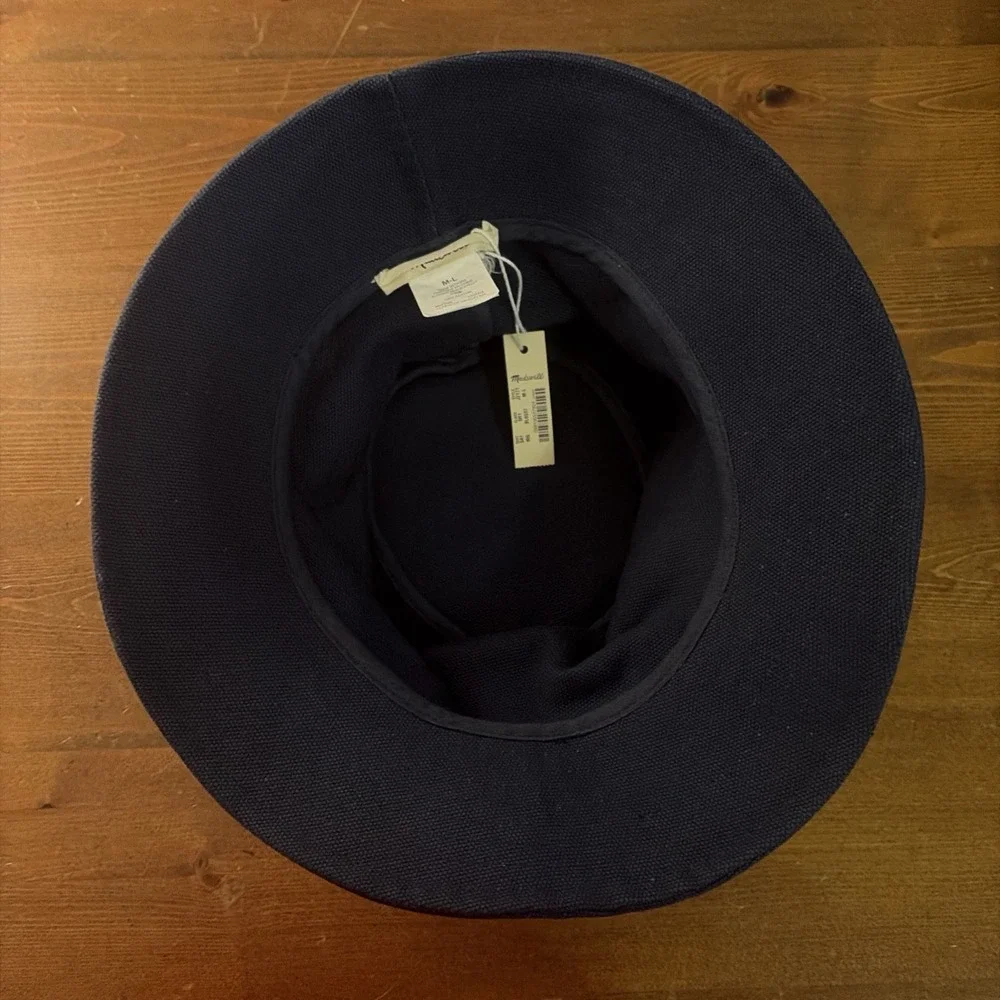 Madewell Women's Short Brimmed Canvas Bucket Hat, Navy, Sz- M-L NWT